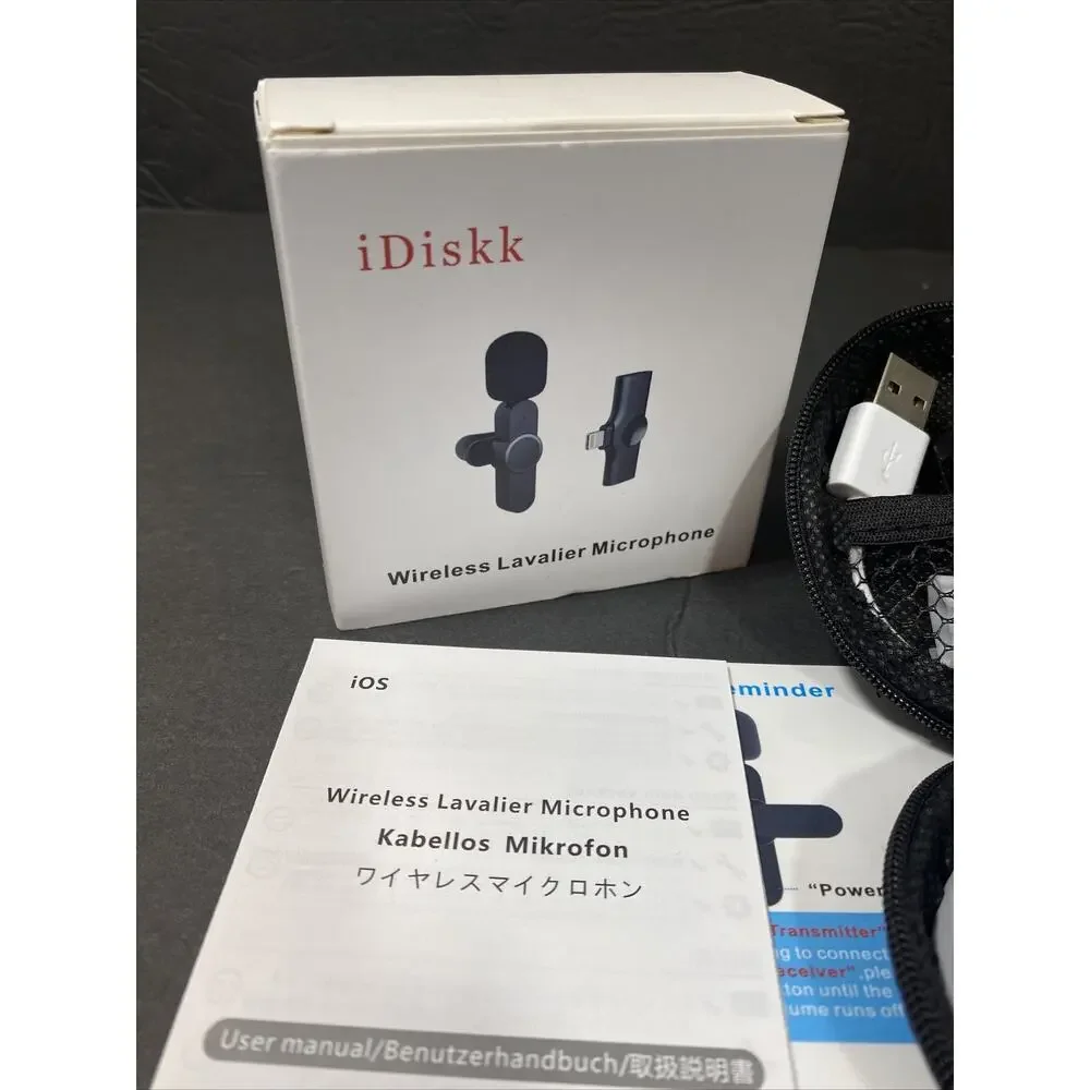 iDiskk Lavalier Wireless Microphone Audio Video Recording Mini Mic IPHONE NEW